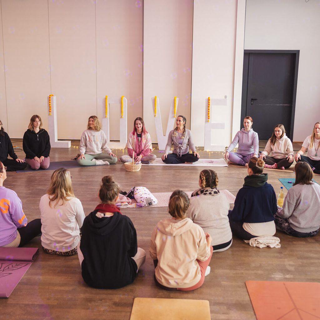 Karma Klub Yoga Festival Saarbrücken Zirkel